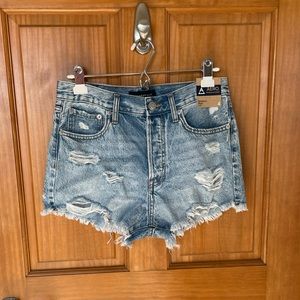 Super cute ripped jean shorts!